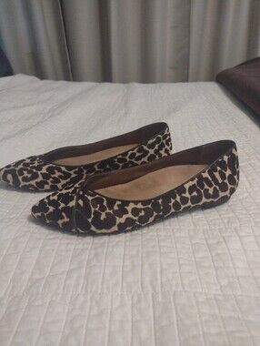 Vionic Ballet Flats Womens 8 Leopard Print Cow Fur Caballo Pointed Toe Animal